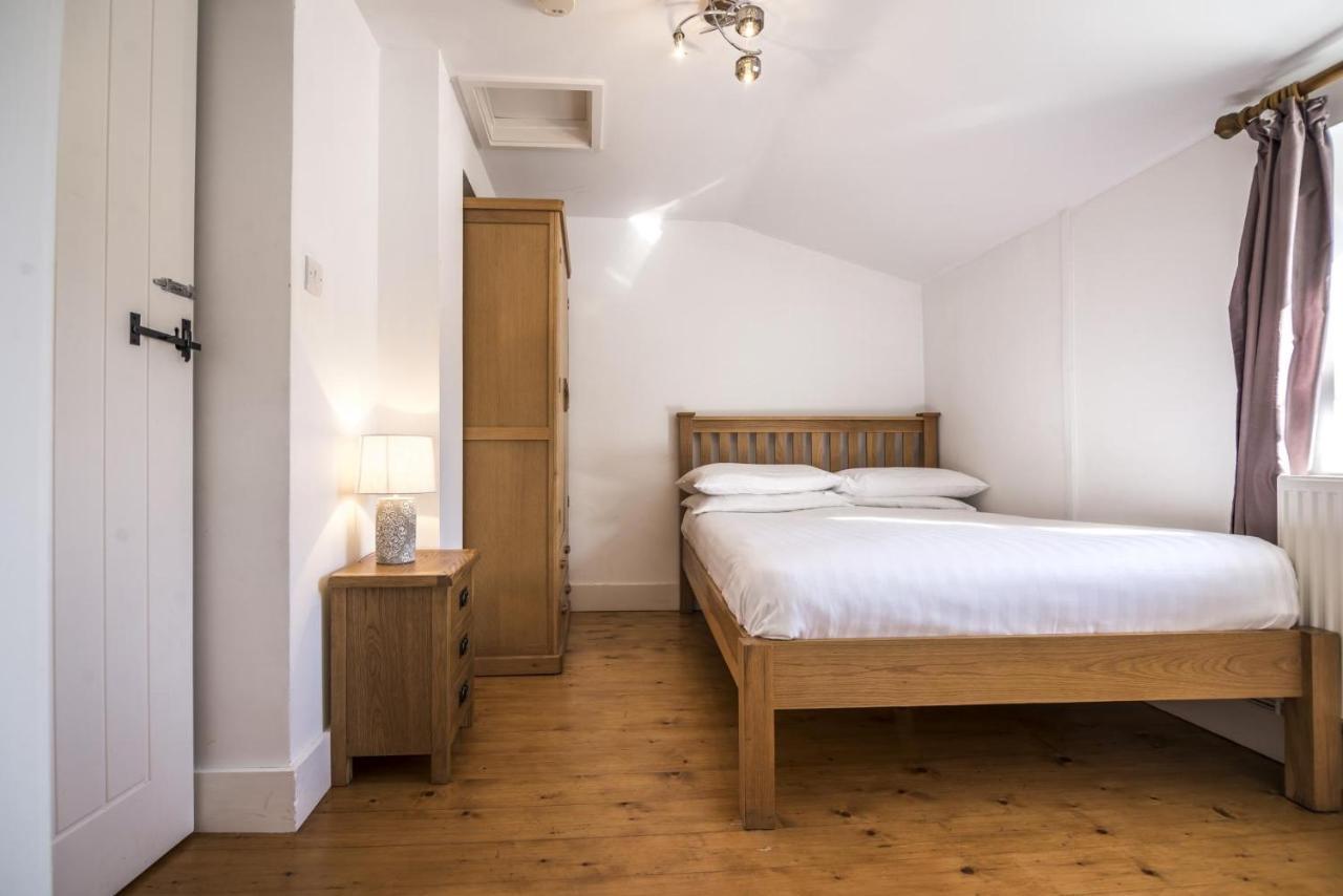 Barn Conversion - Hot Tub - Penally - Tenby ภายนอก รูปภาพ