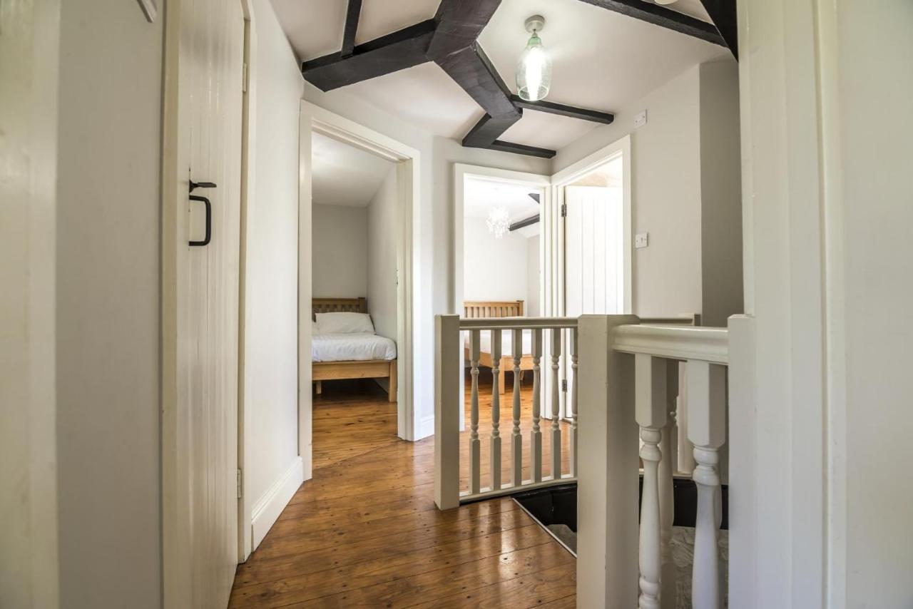 Barn Conversion - Hot Tub - Penally - Tenby ภายนอก รูปภาพ